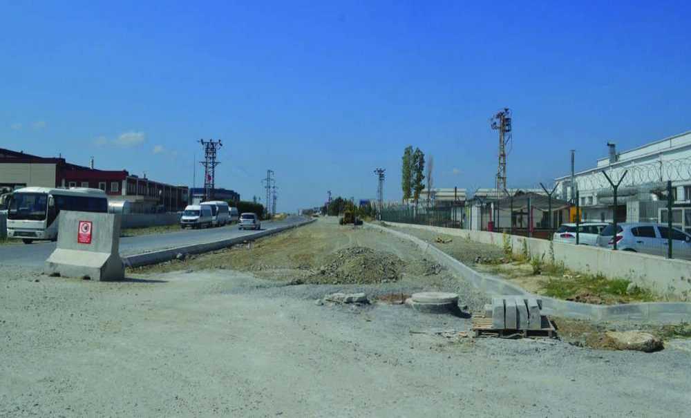 “Dünya Standartlarında Yol Yapıyoruz”