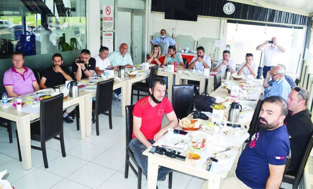 “Keşke Parti İyi Yönetilseydi, Bizde Aday Olmasaydık”