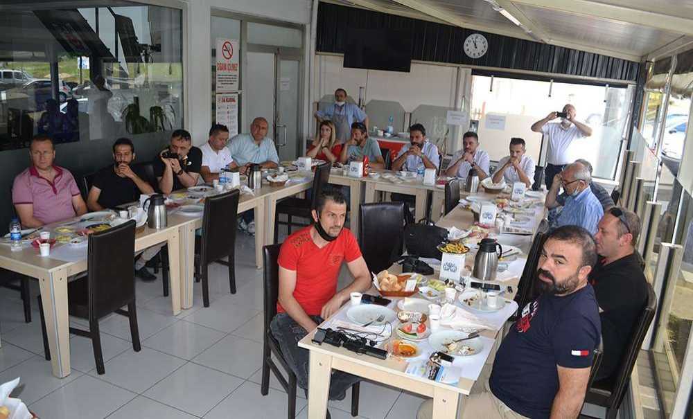 “Keşke Parti İyi Yönetilseydi, Bizde Aday Olmasaydık”