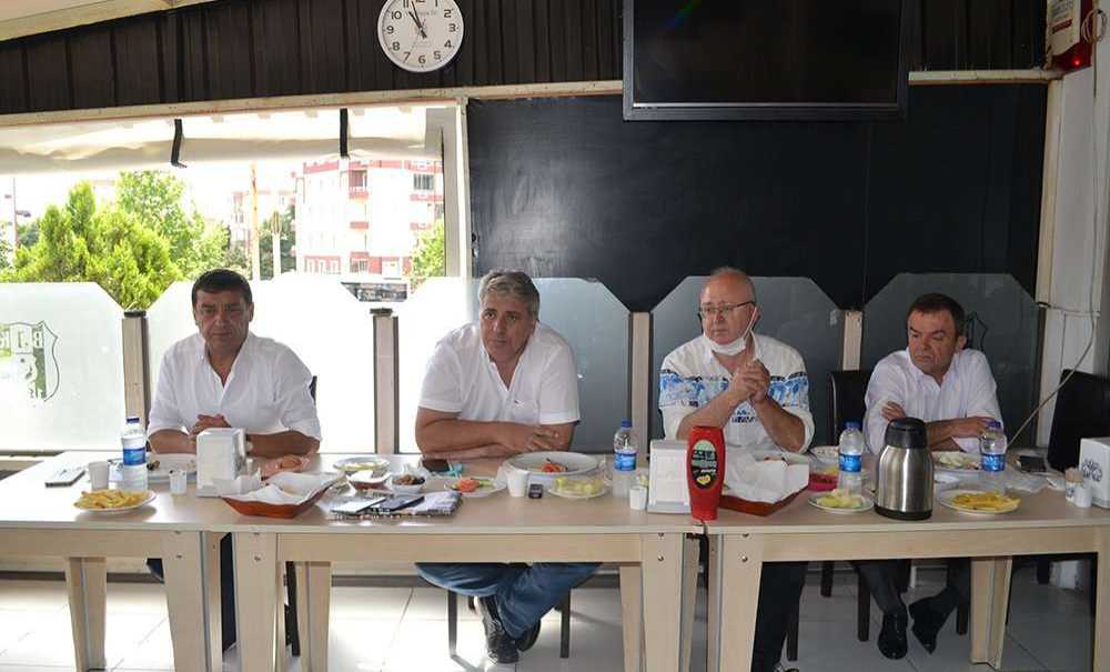 “Keşke Parti İyi Yönetilseydi, Bizde Aday Olmasaydık”