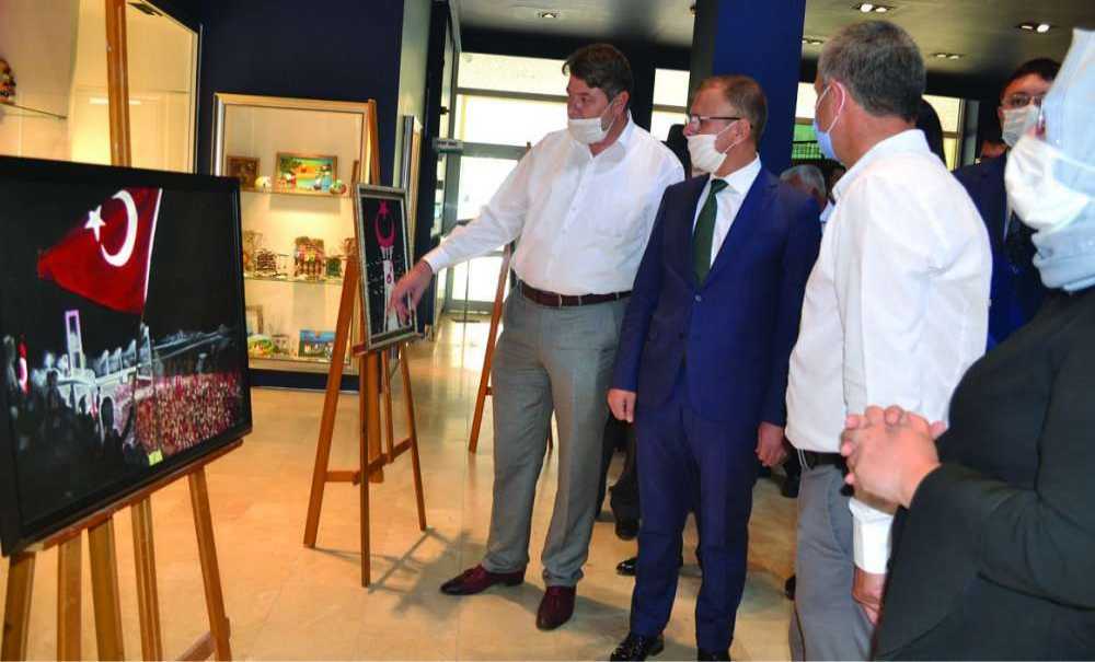 15 Temmuz Konulu Fotoğraf Ve Resim Sergisi Açıldı