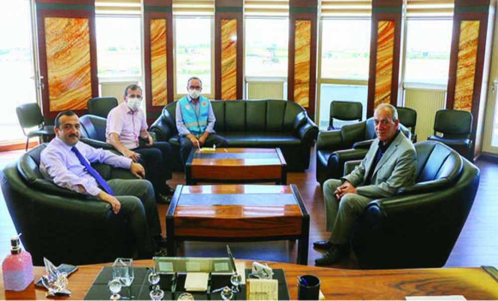 Başkan Ata, Türkiye Diyanet Vakfı'na Kurban Bağışladı