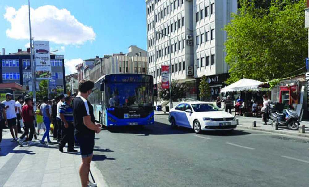 Vatandaşlar Büyükşehir Belediyesi'ne Ateş Püskürdü