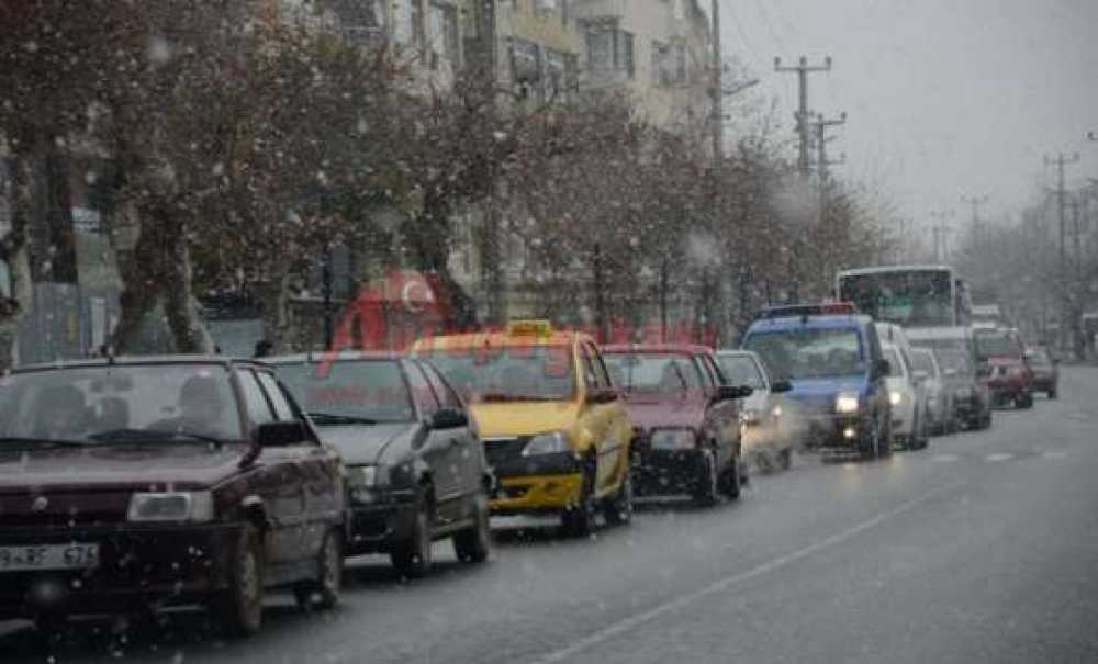 Çorlu'da Lapa Lapa Kar Yağışı