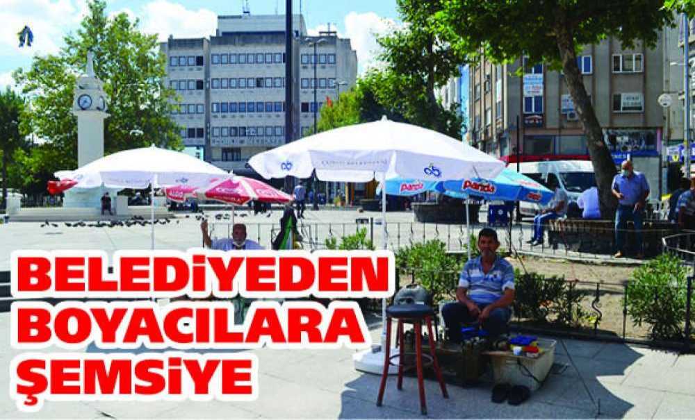 Belediyeden Boyacılara Şemsiye