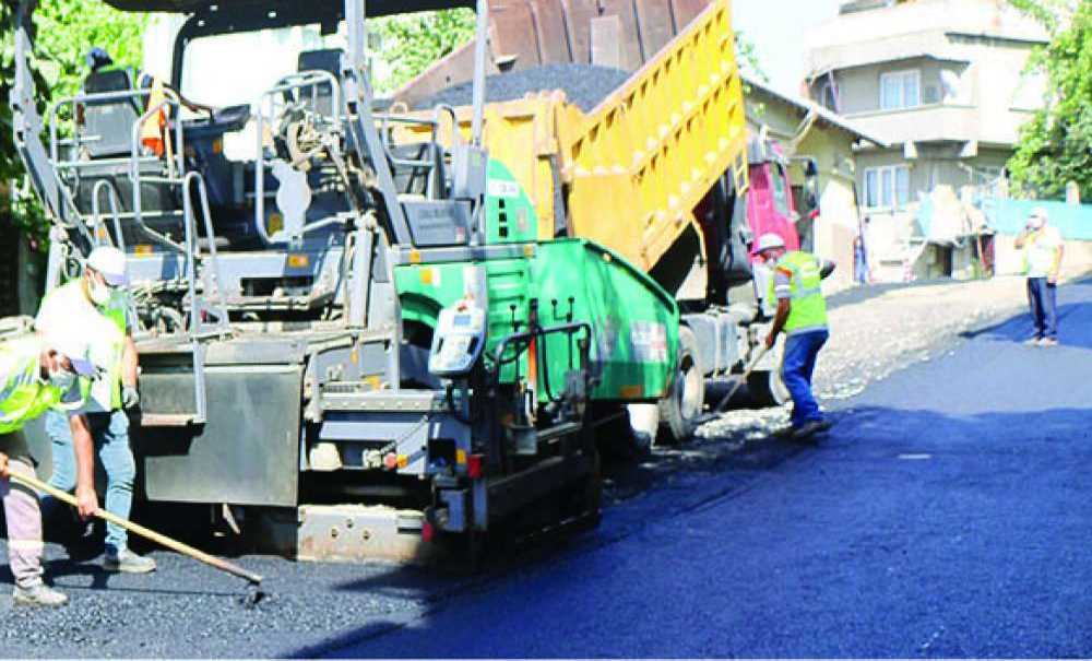 “Bu Sene 30 Bin Ton Asfalt Attık”