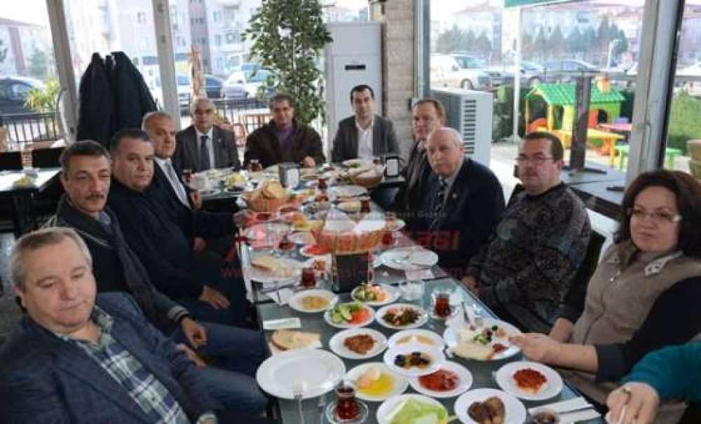 Kaymakam Doğan Oda Başkanlarıyla Bir Araya Geldi