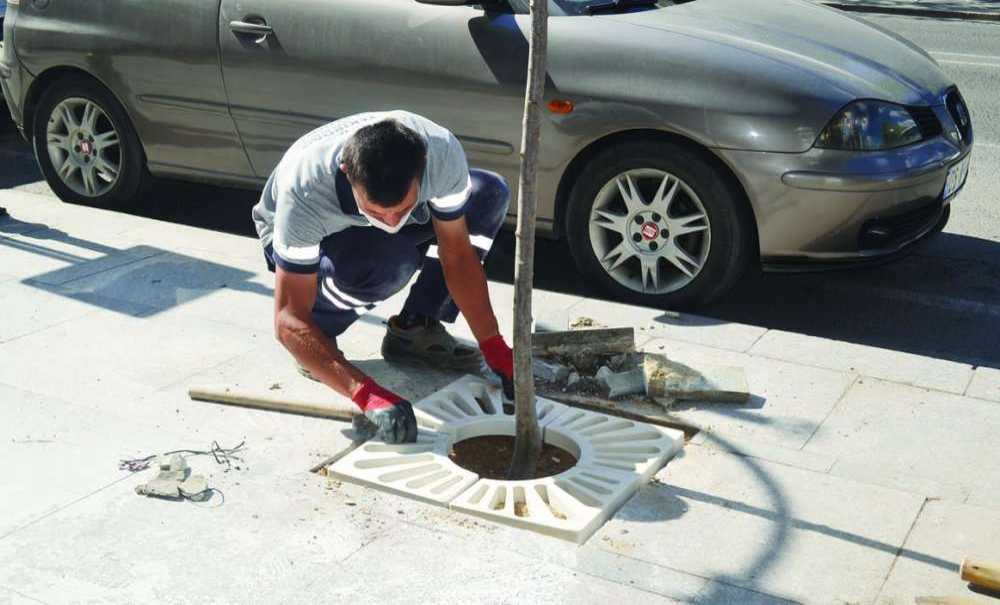 Büyükşehir Belediyesi Omurtak Caddesi'nde Çalışma Yürüttü