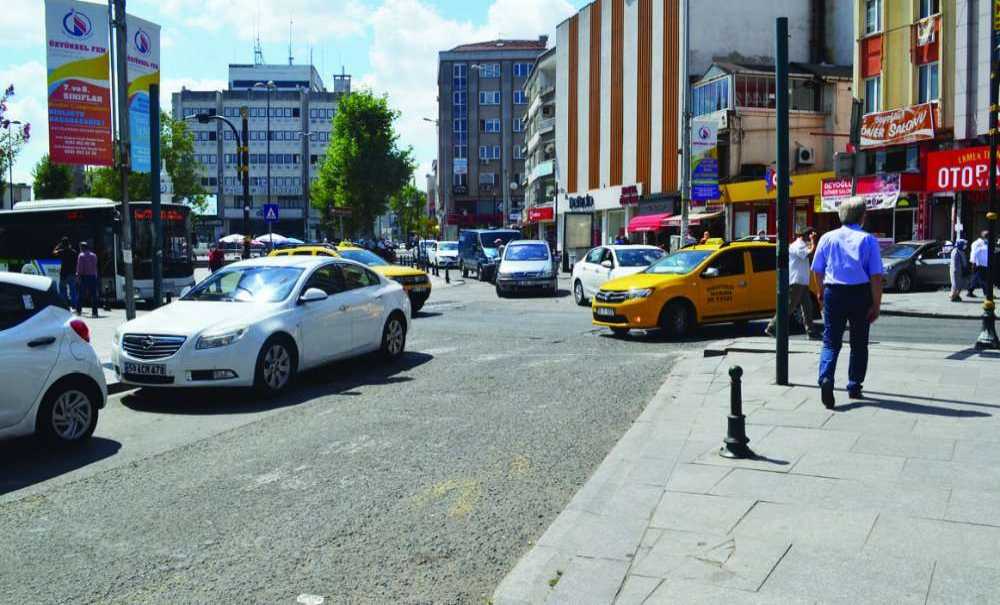 Trafik Sorunu Bir Türlü Çözülemiyor