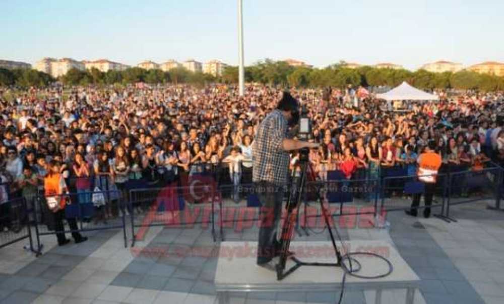 Kolpa Çorlulu Gençleri Coşturdu