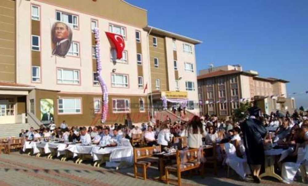 Çorlu İmkb Anadolu Öğretmen Lisesi İlk Mezunlarını Verdi
