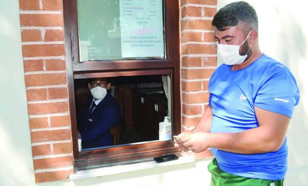 Müzeyi İlk Gün, Yüzlerce Vatandaş Ziyaret Etti