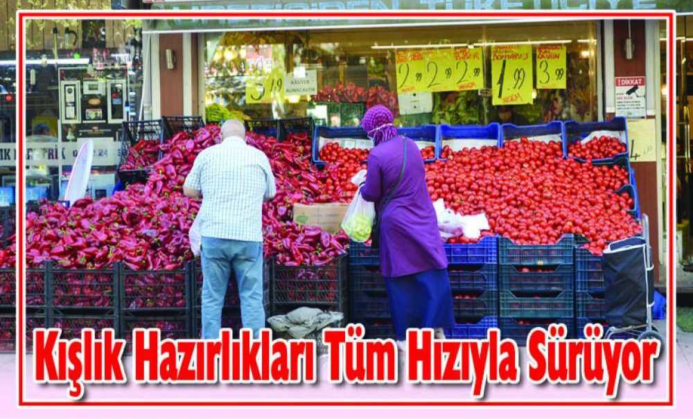 Kışlık Hazırlıkları Tüm Hızıyla Sürüyor