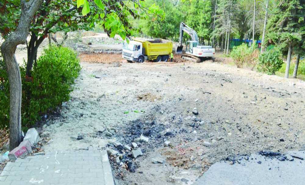 Millet Bahçesi'nin Etrafı Güvenlik Amacıyla Kapatıldı