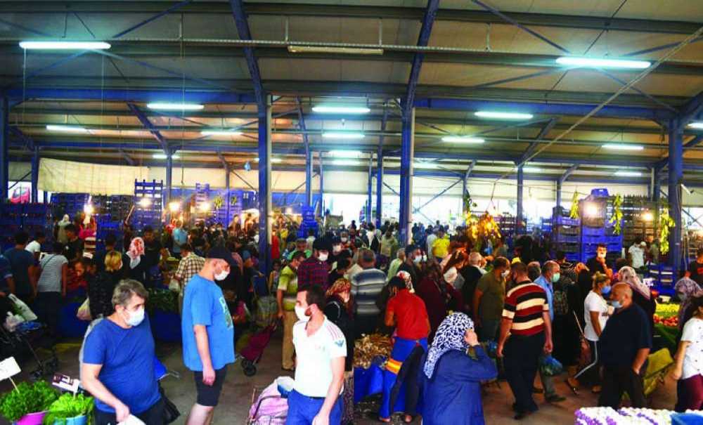 Pazar Yeri Allah'a Emanet