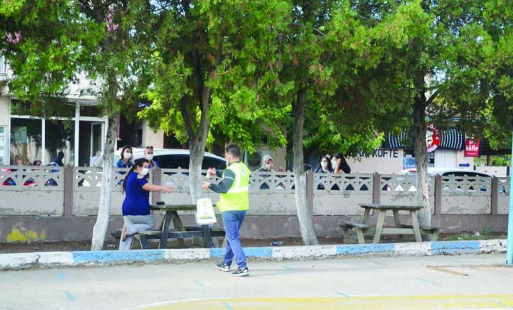 Boza Şehrinden Öğrencilere Boza İkramı