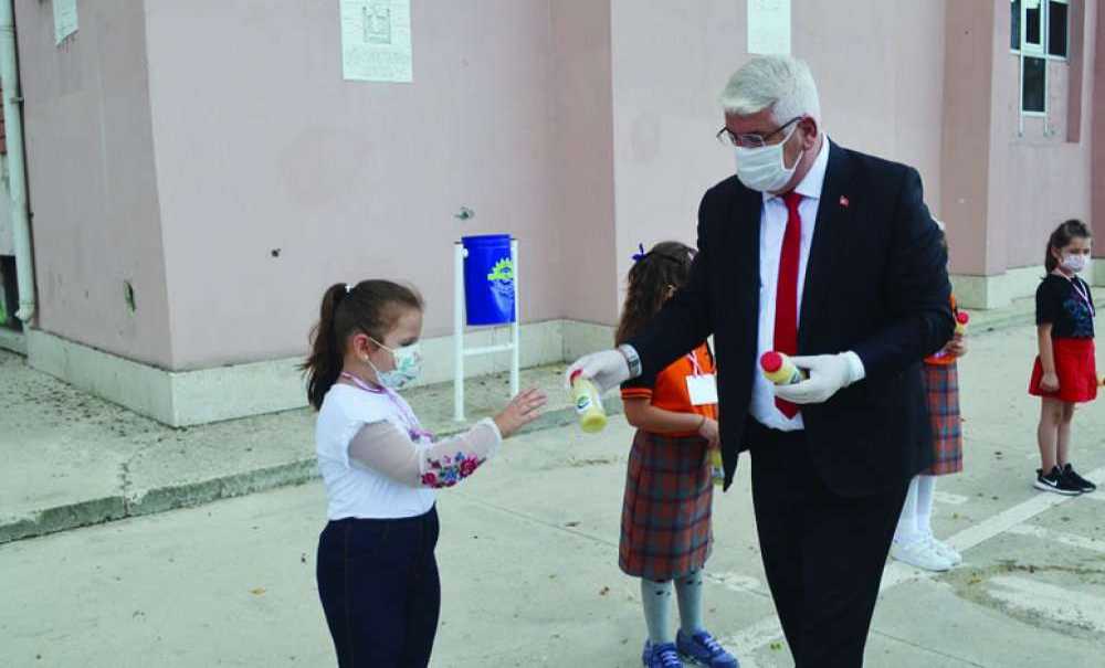 Boza Şehrinden Öğrencilere Boza İkramı