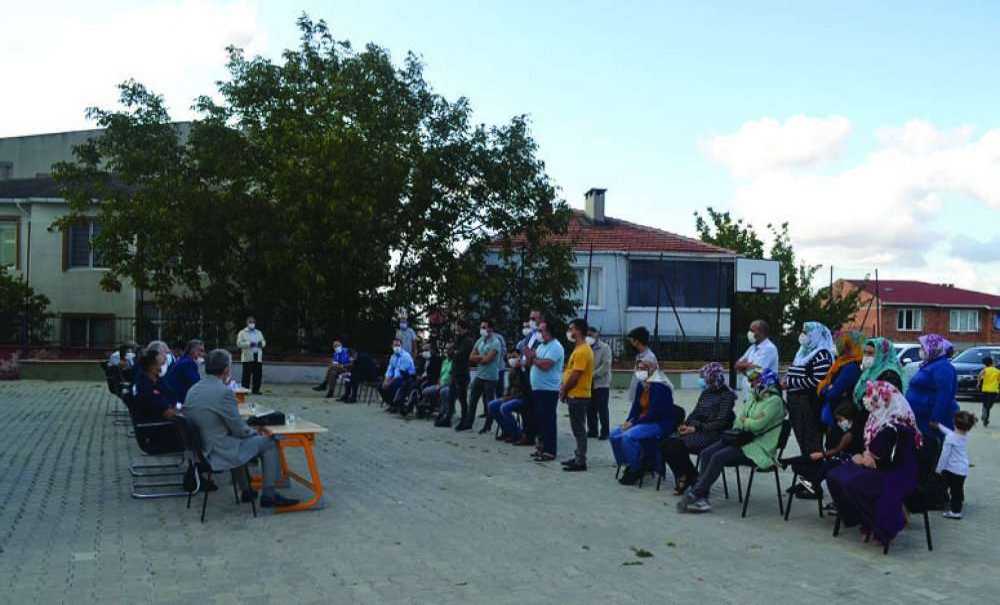 “Okullar Başladı, Evde Bilgisayar, İnternet Yok!!”