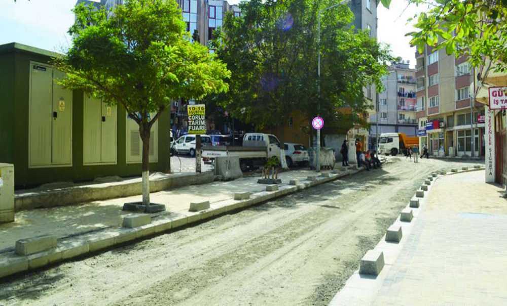 Kaldırım Çalışmaları Tamamlandı, Asfaltının Atılması Bekleniyor