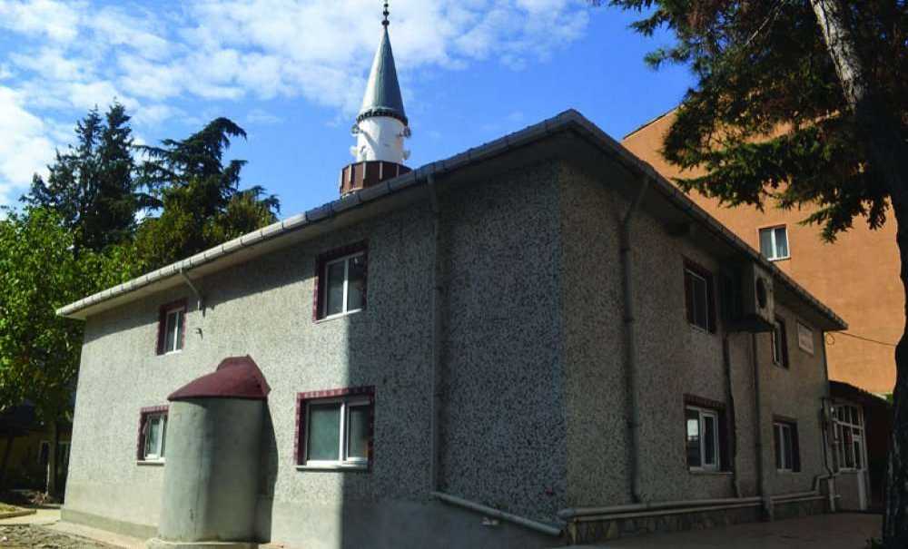 Bormalı Camii'nde Tadilat Çalışmaları Sürüyor