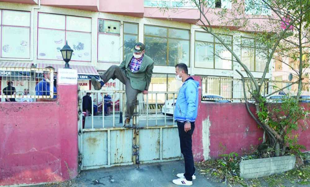 Yıllardır Kullanılan Kapı Kapatıldı