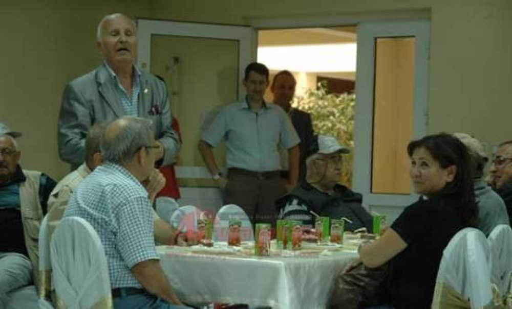 Chp Çorlu İlçe Örgütü`nden Huzurevinde Babalar Günü Etkinliği