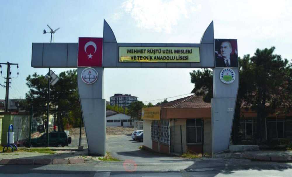 Öğrenciler Ve Veliler Tedirgin