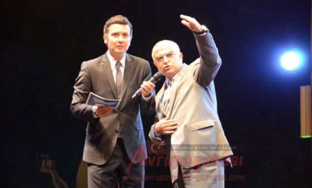 Ünlü Spor Spikeri Ersin Düzen`den Çorlu Belediyesine Övgü