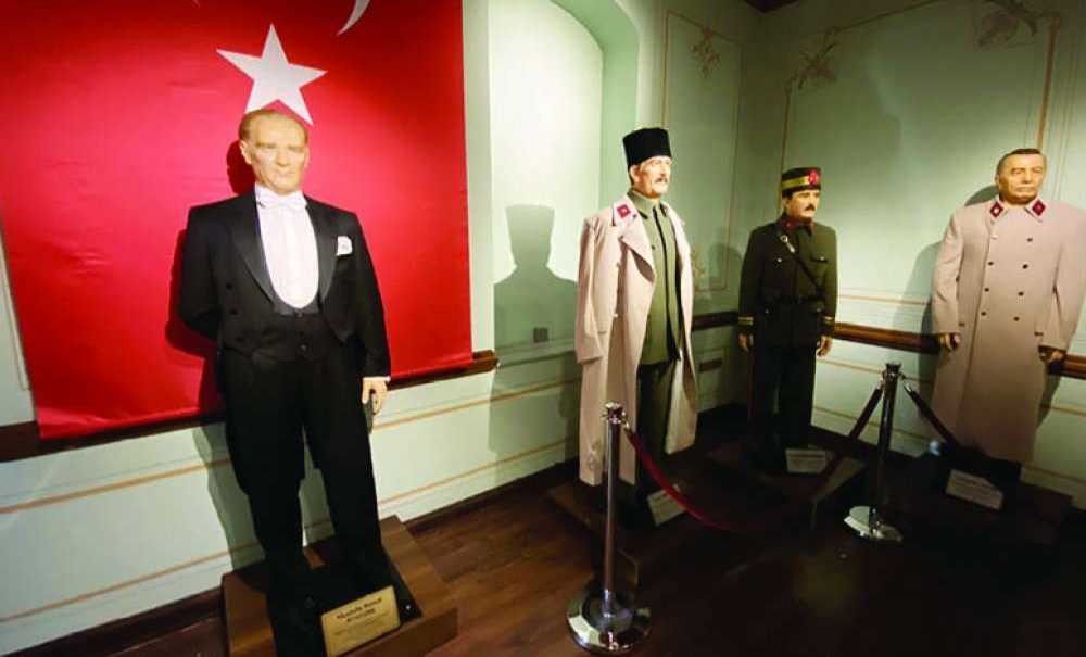 Balmumu Müzesi Hayranlık Uyandırıyor