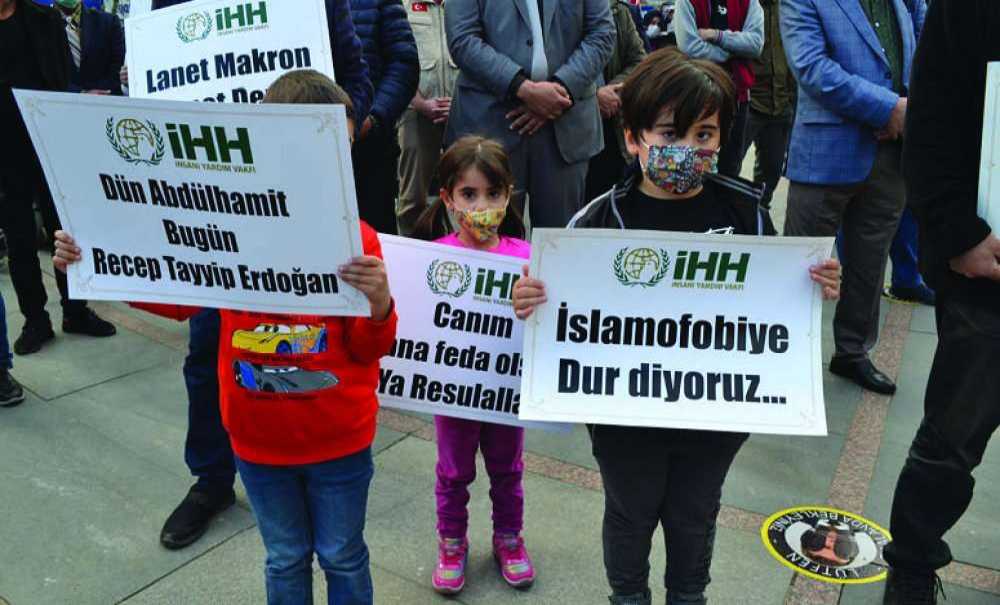 “Adil Dünyadan Ve Özgürlükten Batı Korkuyor”