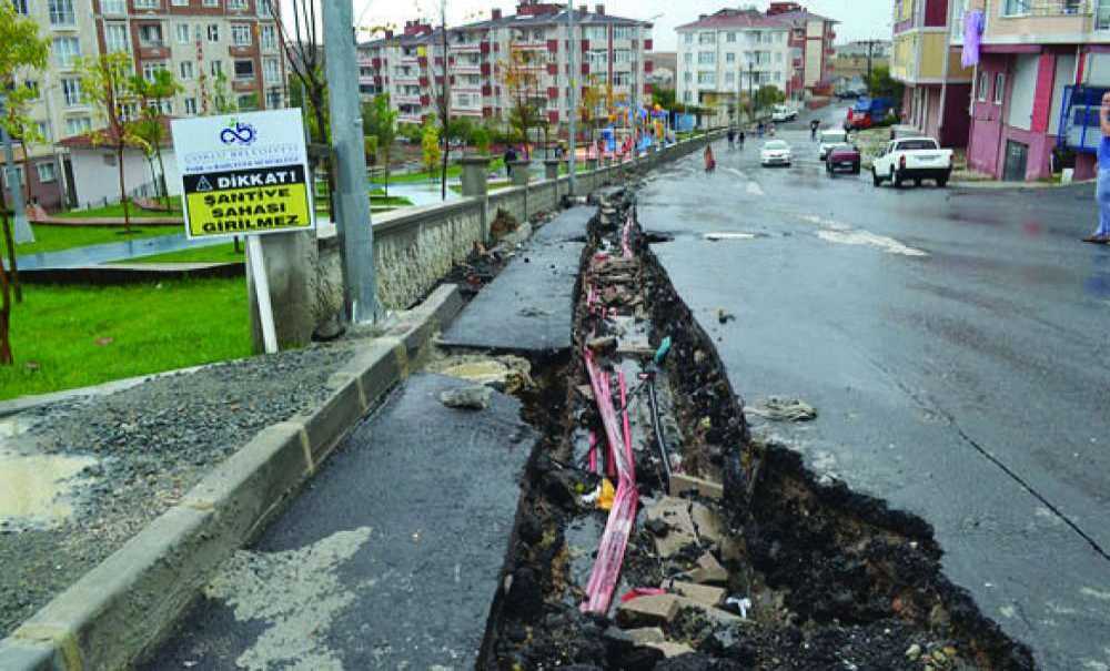 Çöken Yolun Son Hali, Görenleri Şaşırttı