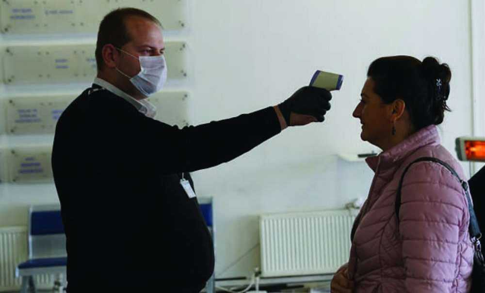 Kısıtlamalar Tekrar Gelmeye Başladı