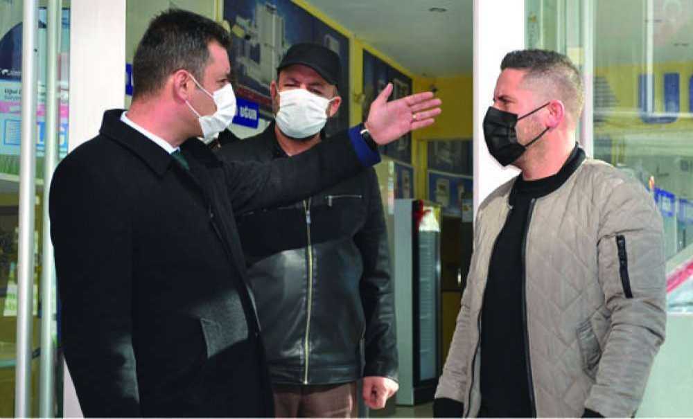 Başkan Sarıkurt, Esnafı Gezip Anket Yaptı