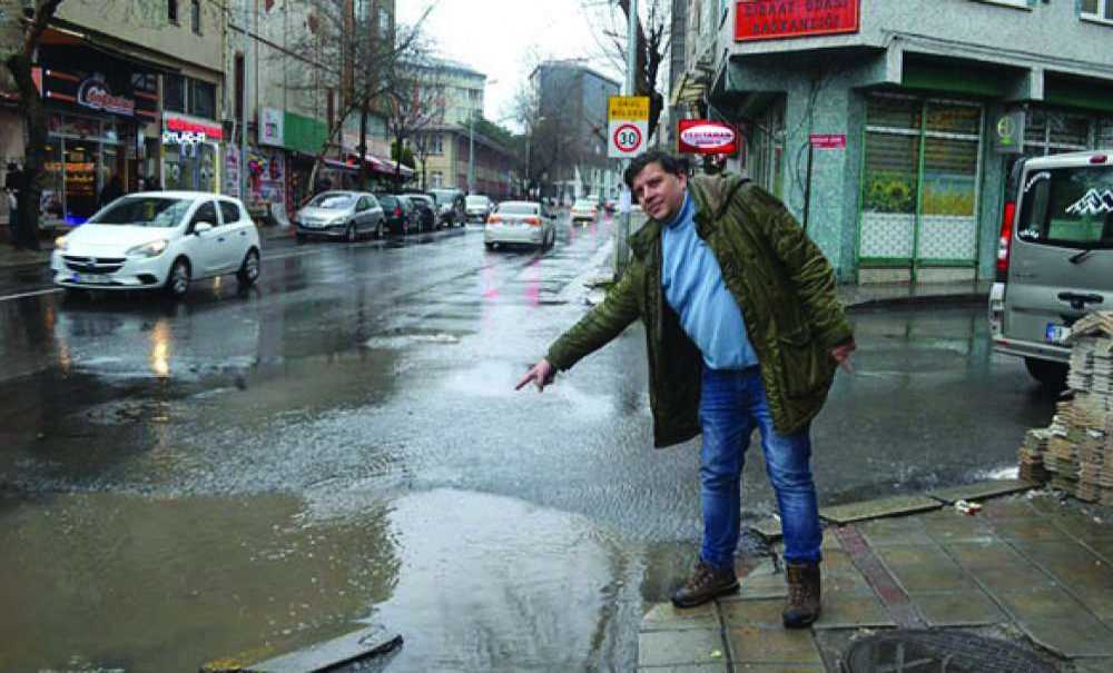 Çözmek Yerine, Üstünü Kapattı