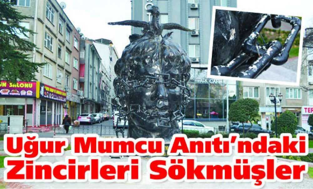 Uğur Mumcu Anıtı'ndaki Zincirleri Sökmüşler