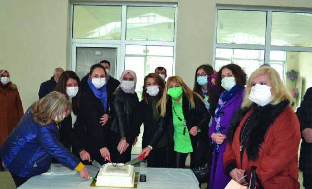 Alınan Ödül İçin Kutlama Programı Düzenlendi