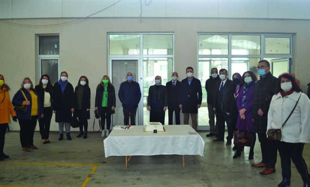 Alınan Ödül İçin Kutlama Programı Düzenlendi