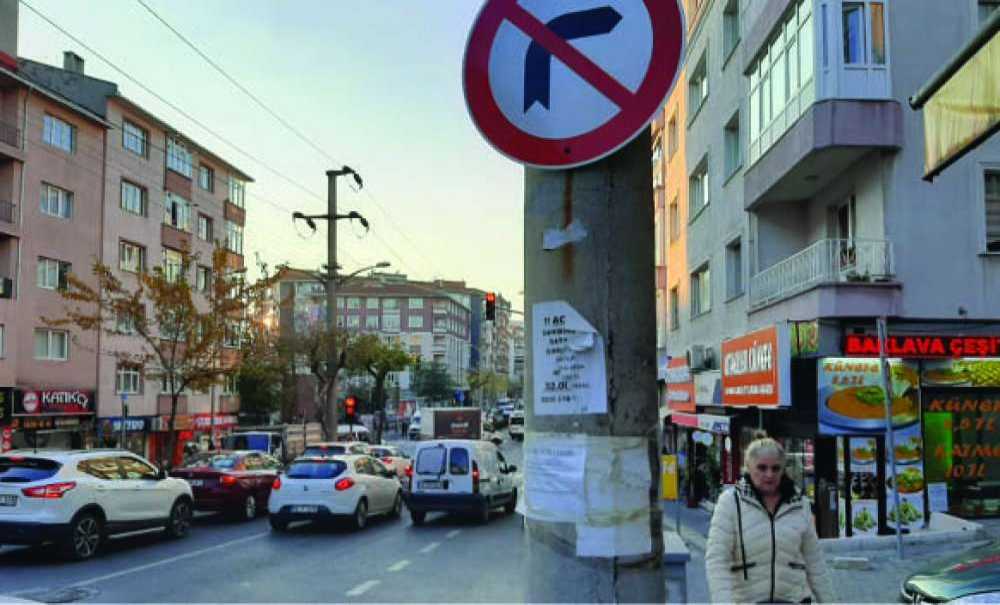 Yasak Olmasına Rağmen Asılmaya Devam Ediyor