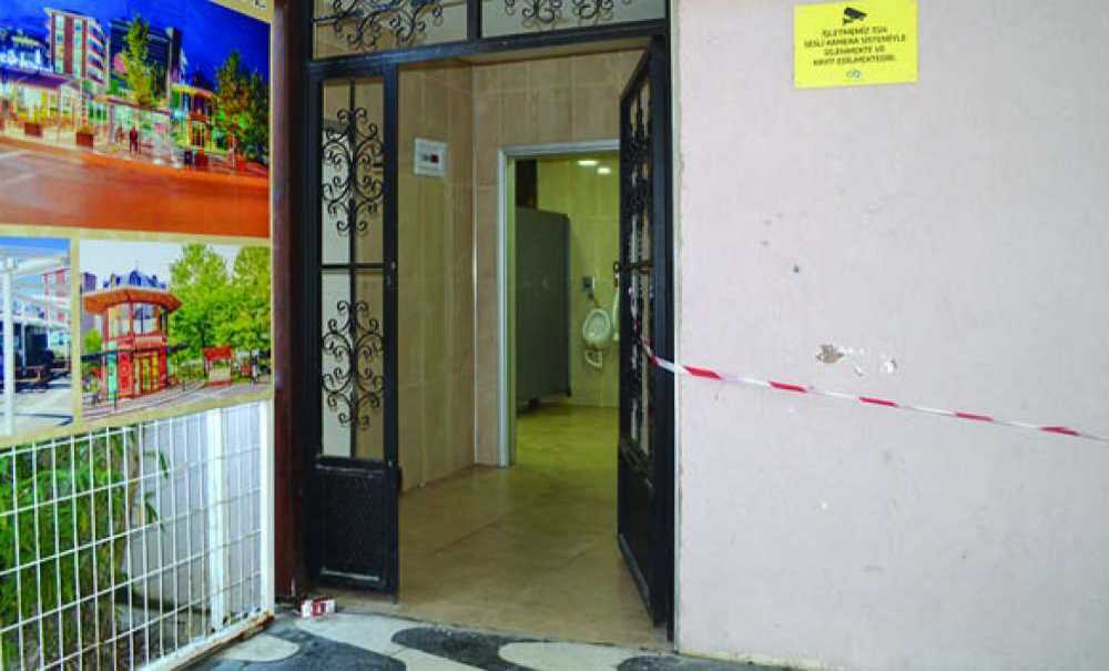 Tuvaletler Vatandaşın Hizmetine Tekrar Açıldı