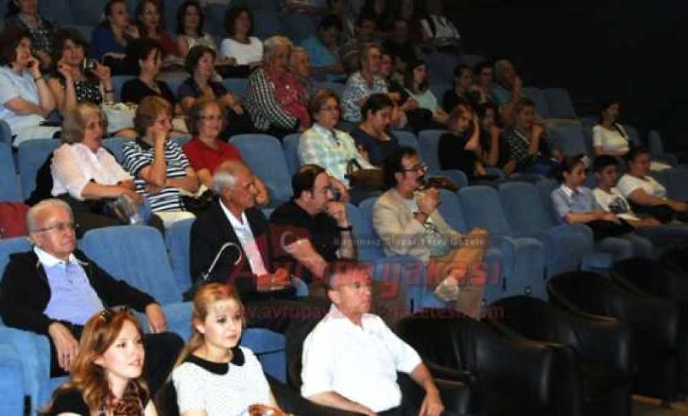 Çorlu Belediyesi Türk Sanat Müziği Korosu`ndan Konser