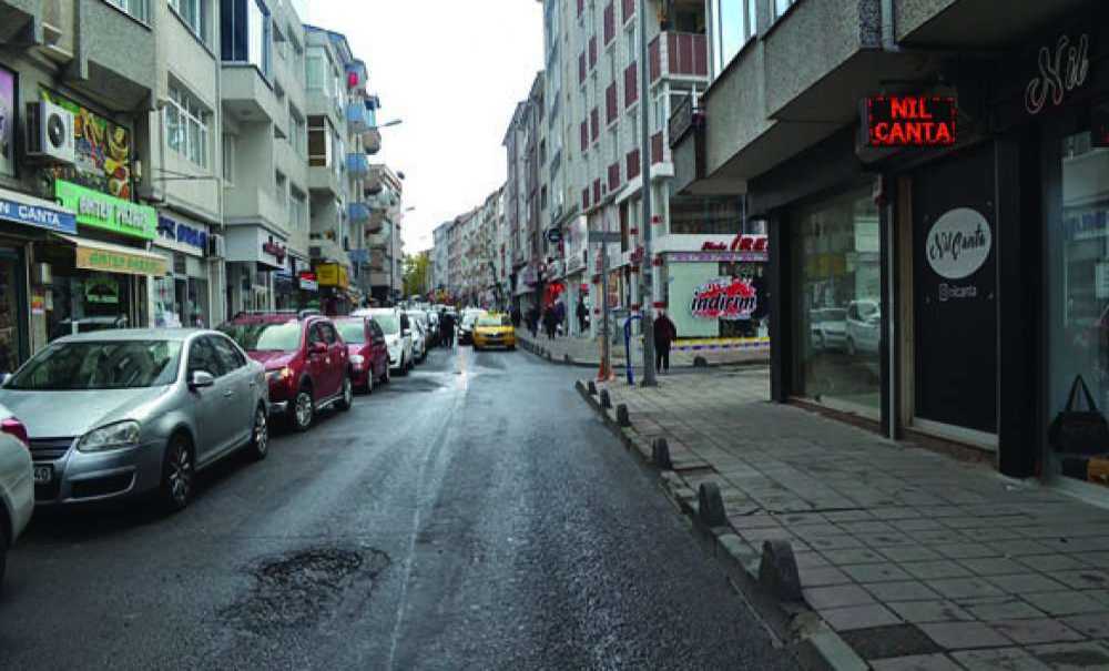 Kırılan Saksılar Kaldırıldı