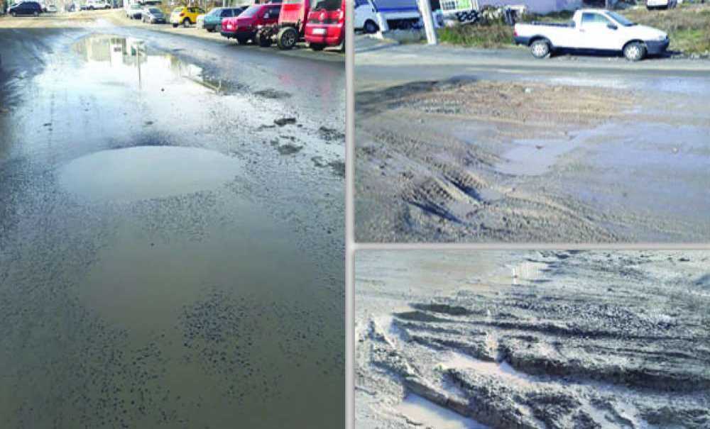 Sanayi Sitesi Yolları Yenilenmeyi Bekliyor