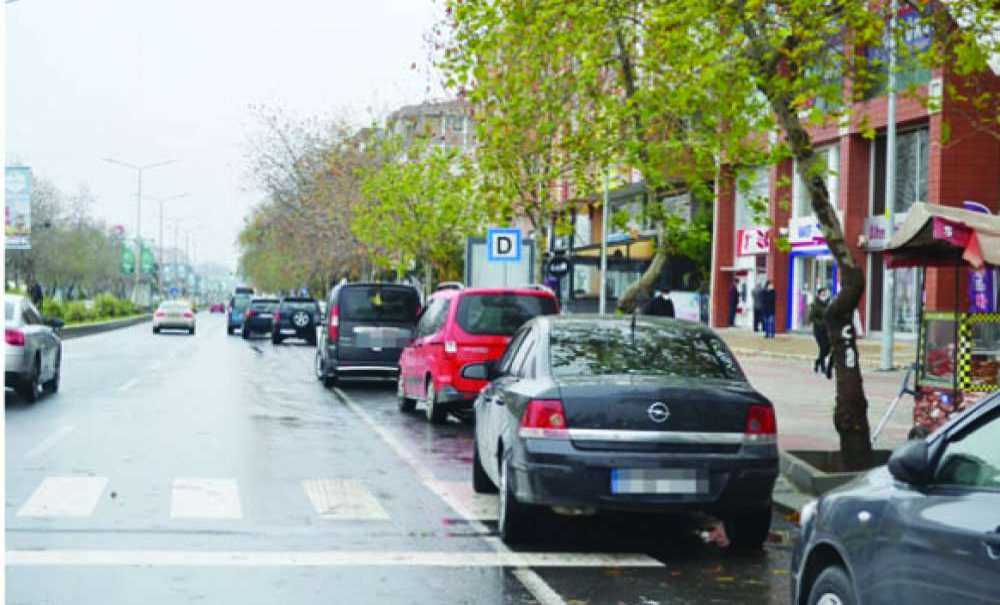 Yeni Yapılan Durağa Otobüsler Yaklaşamıyor