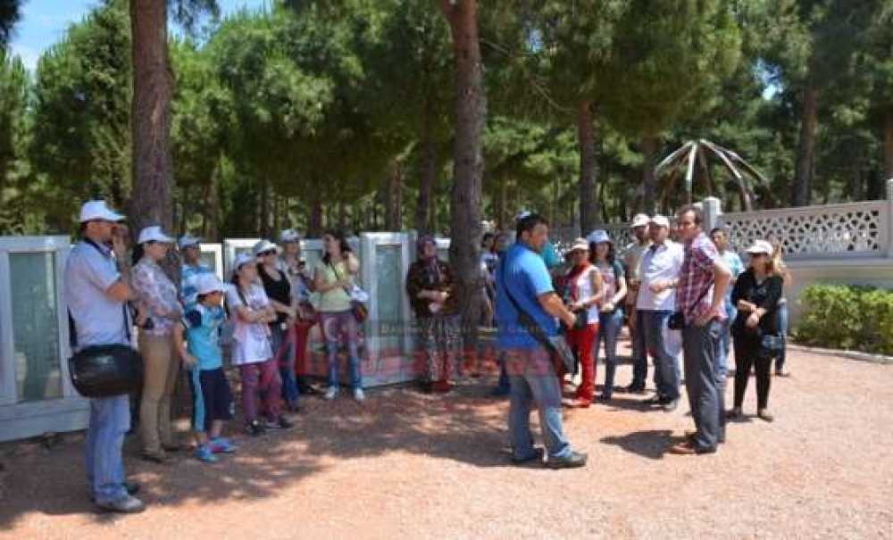 Çorlu Gazeteciler Derneği'nden Çanakkale Çıkarması