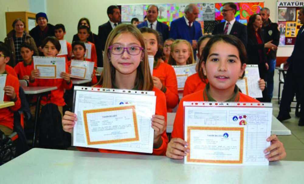 Uzaktan Eğitim Uzatıldı, Yarıyıl Tatili 3 Hafta Oldu