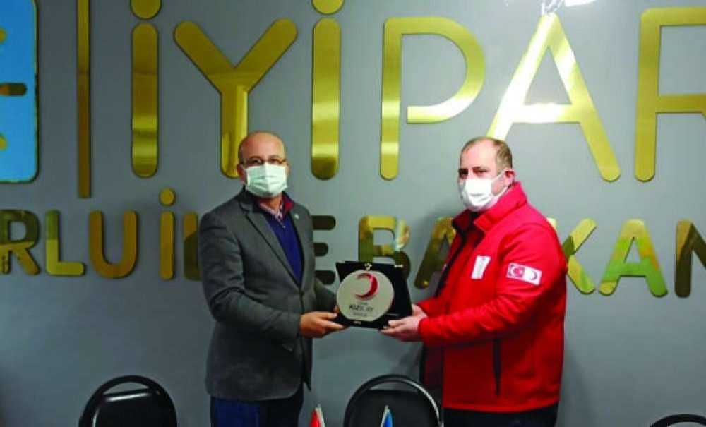 Kızılay Çorlu'daki Partileri Ziyaret Etti