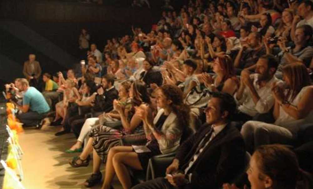 Özel Neş`e Erberk Anaokulu`ndan Yılsonu Gösterisi