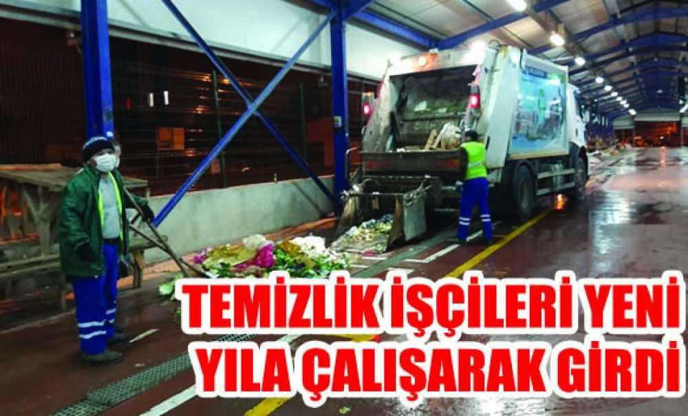 Temizlik İşçileri Yeni Yıla Çalışarak Girdi