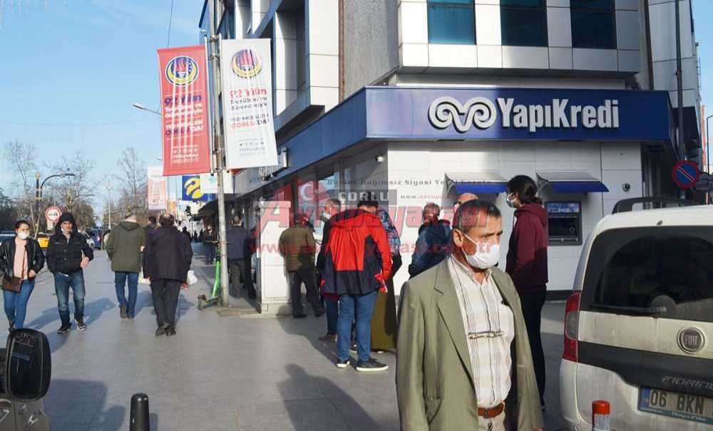 4 Günün Ardından Çarşı Merkezi'nde Yoğunluk Oluştu
