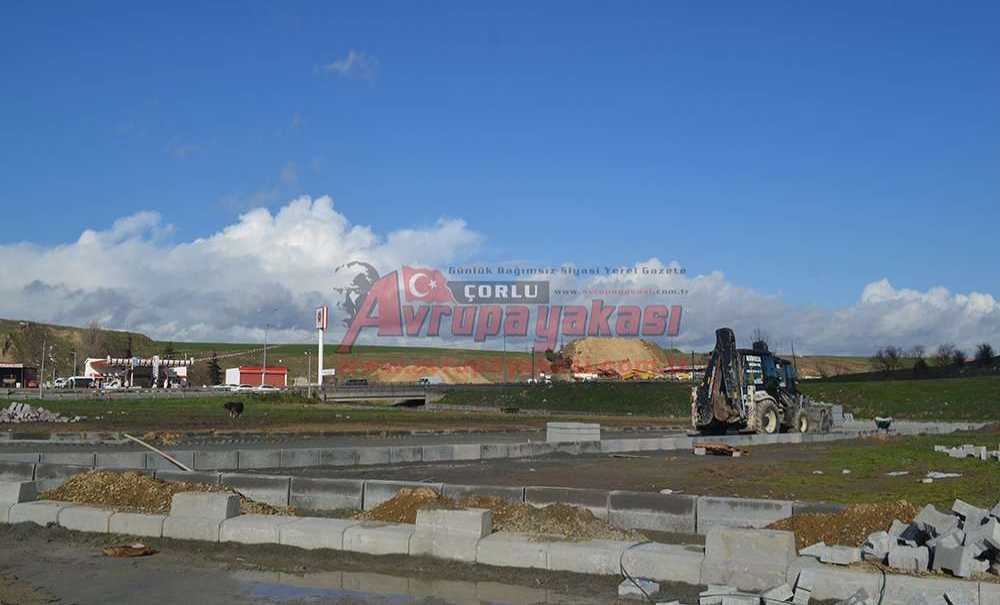 Çorlu Belediyesi Kumluca Deresi'ne El Attı